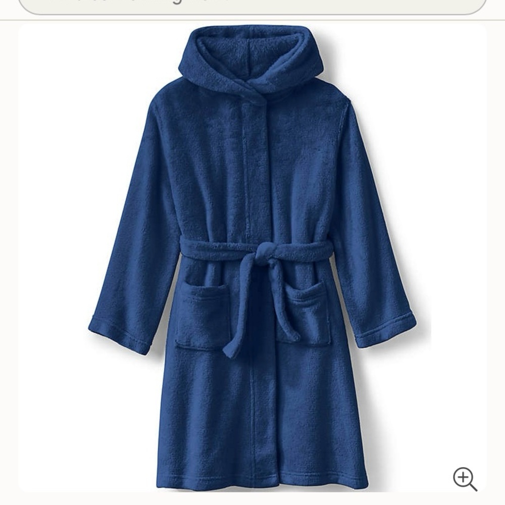 Lands’ End navy blue child robe, size 6